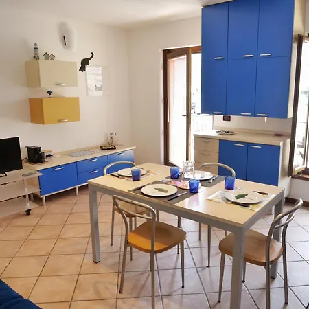 Apartment Blueseabike - Bilocale E Chiostrina *