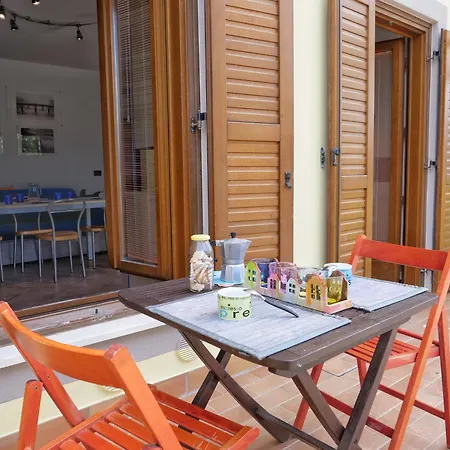 Blueseabike - Bilocale E Chiostrina Apartment