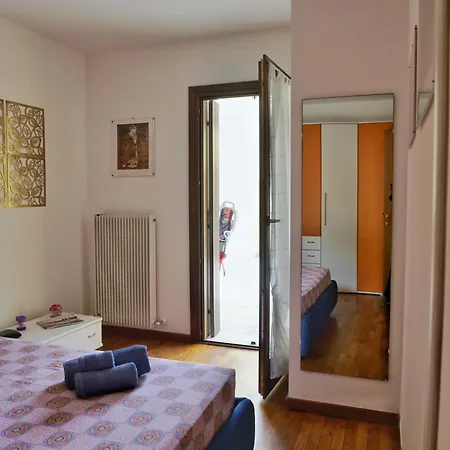 Blueseabike - Bilocale E Chiostrina Apartment *